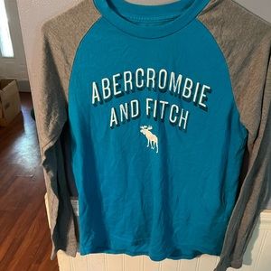 Kids  size 15/16 fitch long sleeve shirt